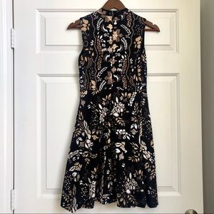 New York & Company Eva Mendez Dress Floral Size 0